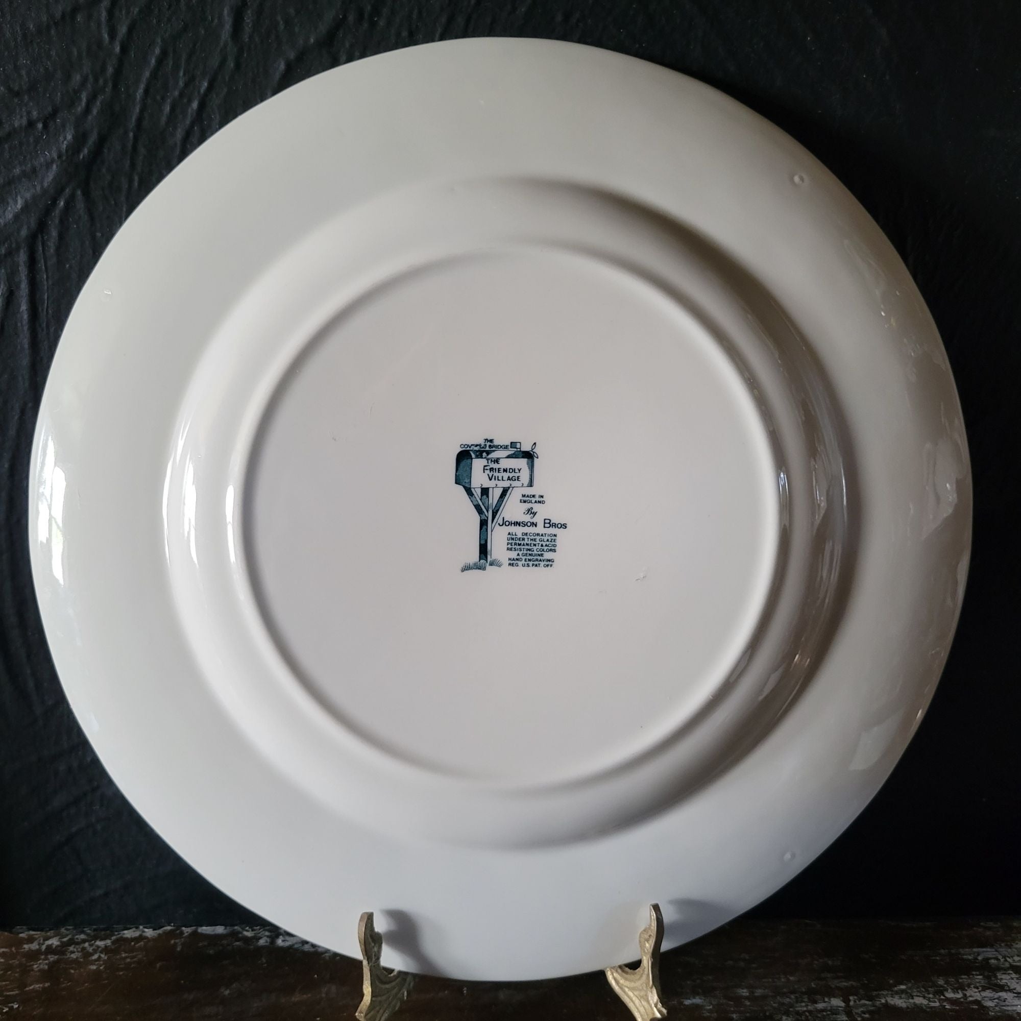 Vintage Johnson Brothers The Friendly Village Dinner Plate "The Covered Bridge"