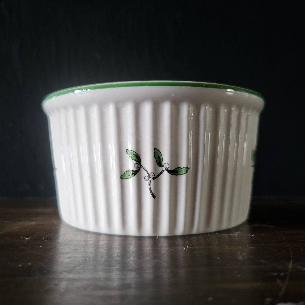 Spode Christmas Tree Ramekin White Ribbed Ceramic With Holly Motif & Green Rim