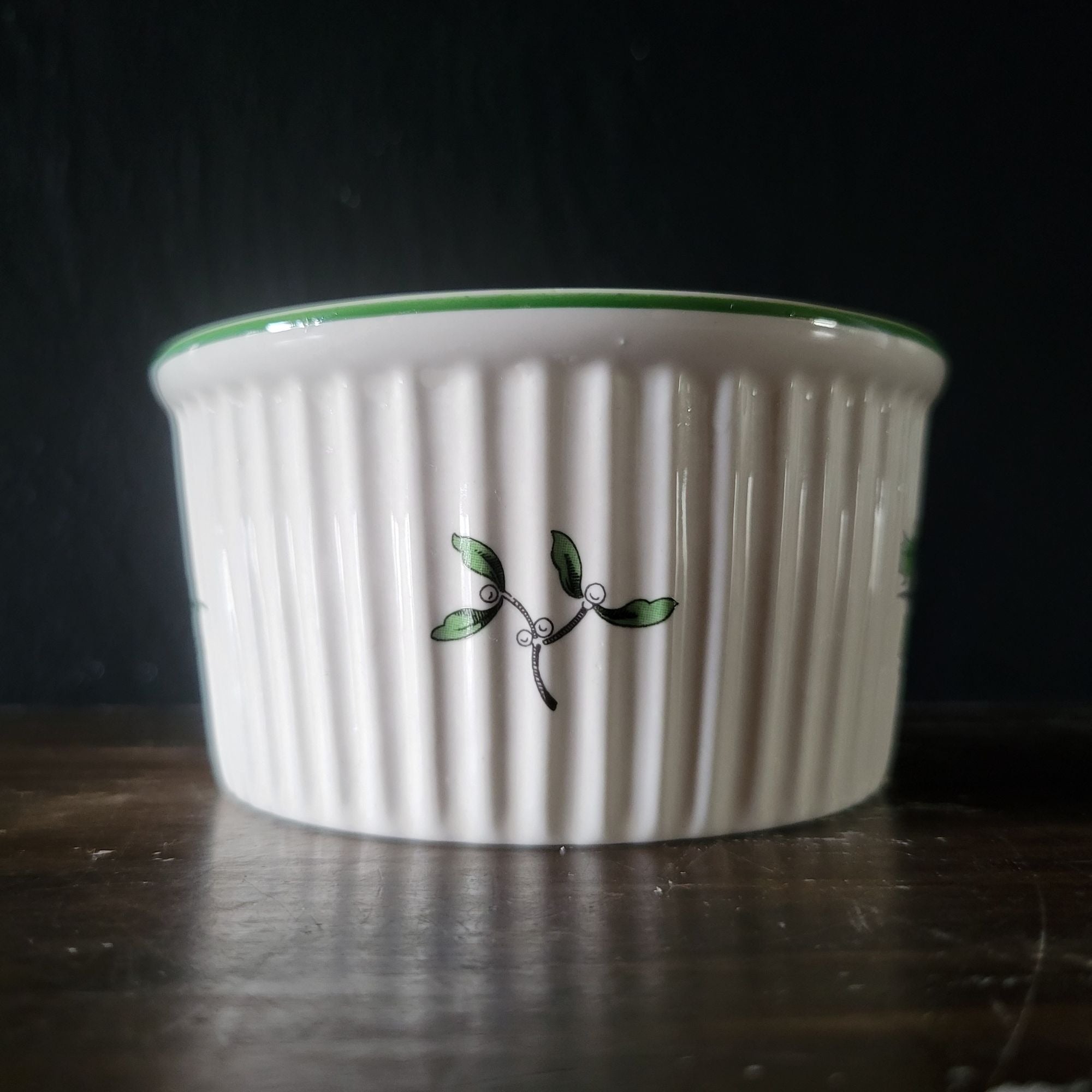 Spode Christmas Tree Ramekin White Ribbed Ceramic With Holly Motif & Green Rim