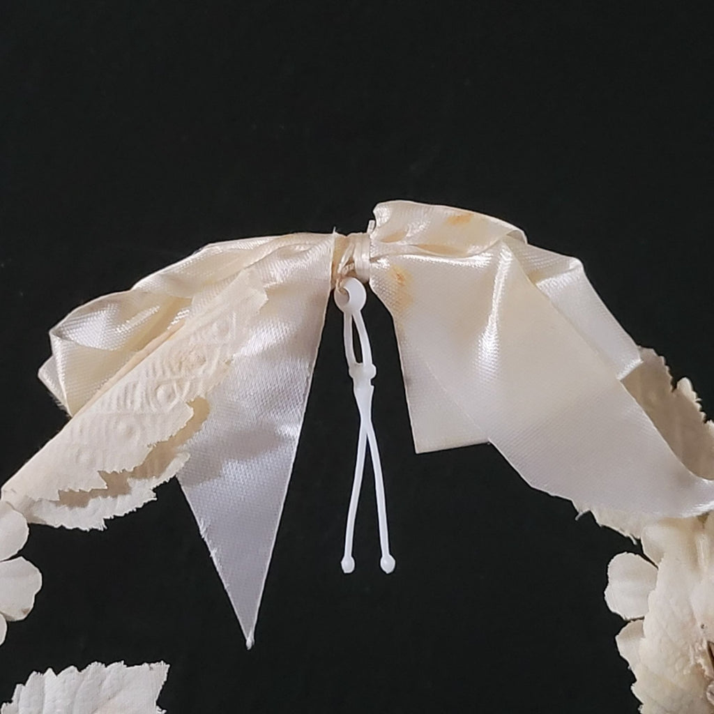 Vintage 1940s-1950s Wedding Cake Topper With Brunette Bride & Groom Couple