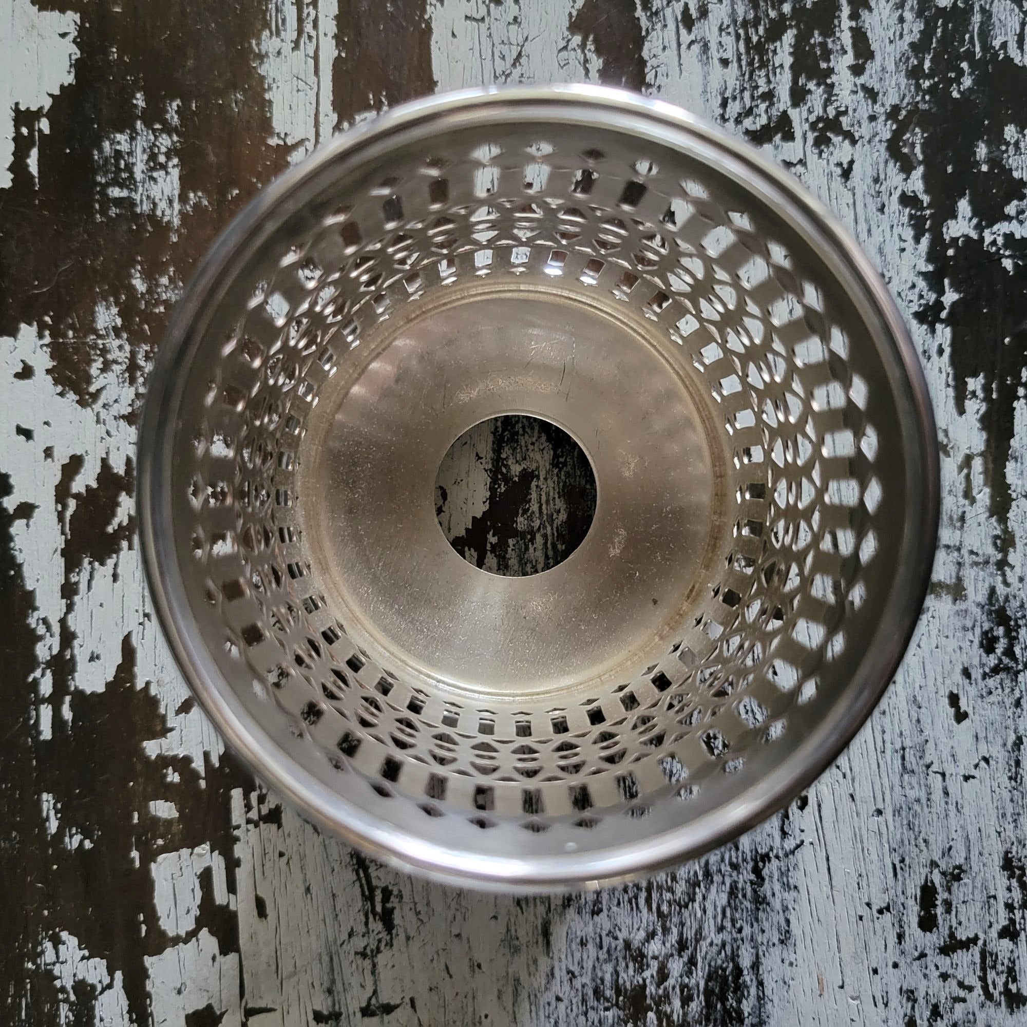Vintage Sheffield Silver Co Openwork Silverplate Cup Holder #50 EPC