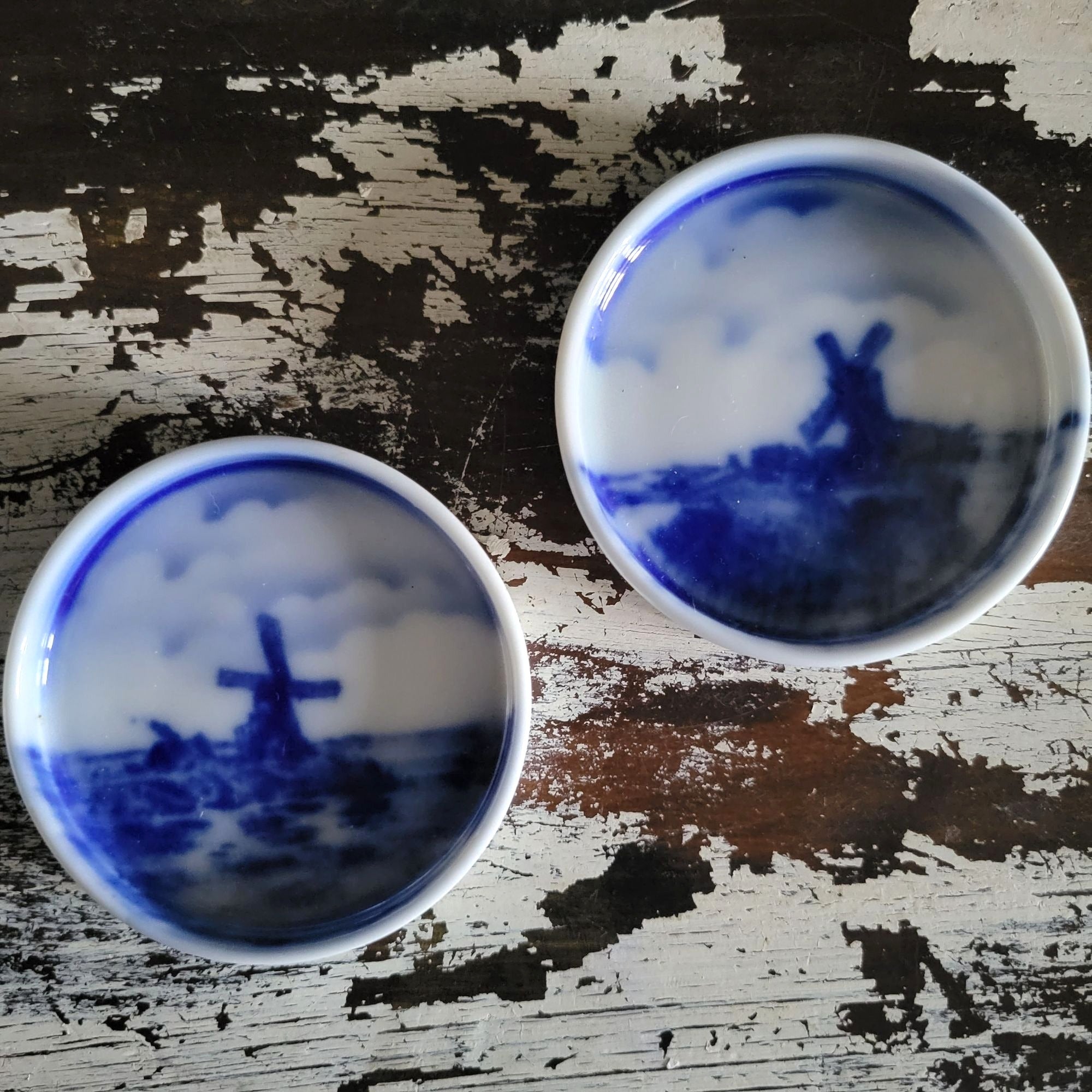 Pair of Vtg O & EG (Oscar & Edgar Gutherz) Royal Austria Windmill Trinket Dishes