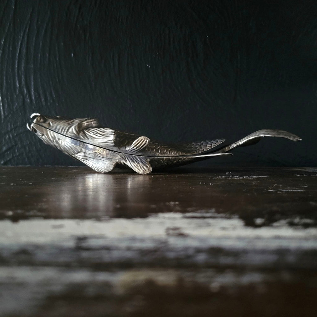 Vintage Modello-Depositato Silverplate Fish Napkin Holder Italian Carp Design