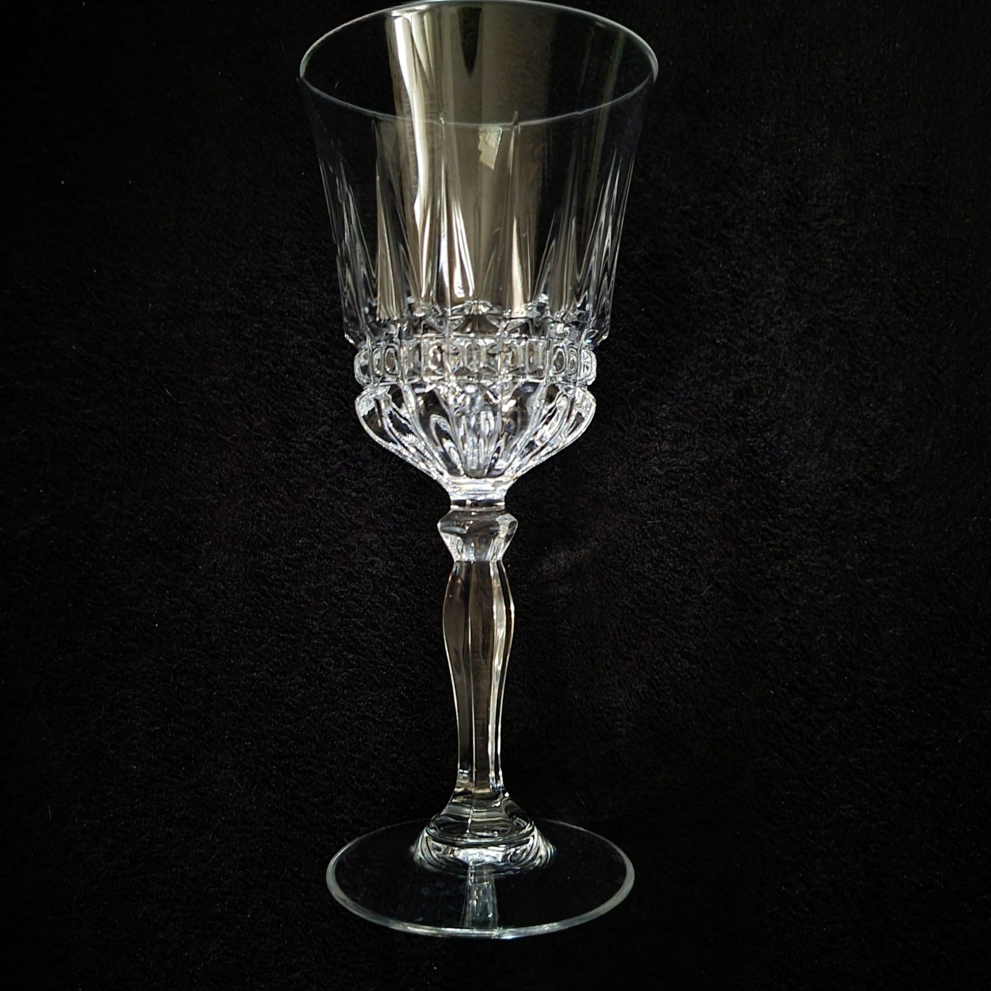Discontinued Cristal DArques Villeneuve Wine Glass 6.75" Tall 5 oz Vintage Bar
