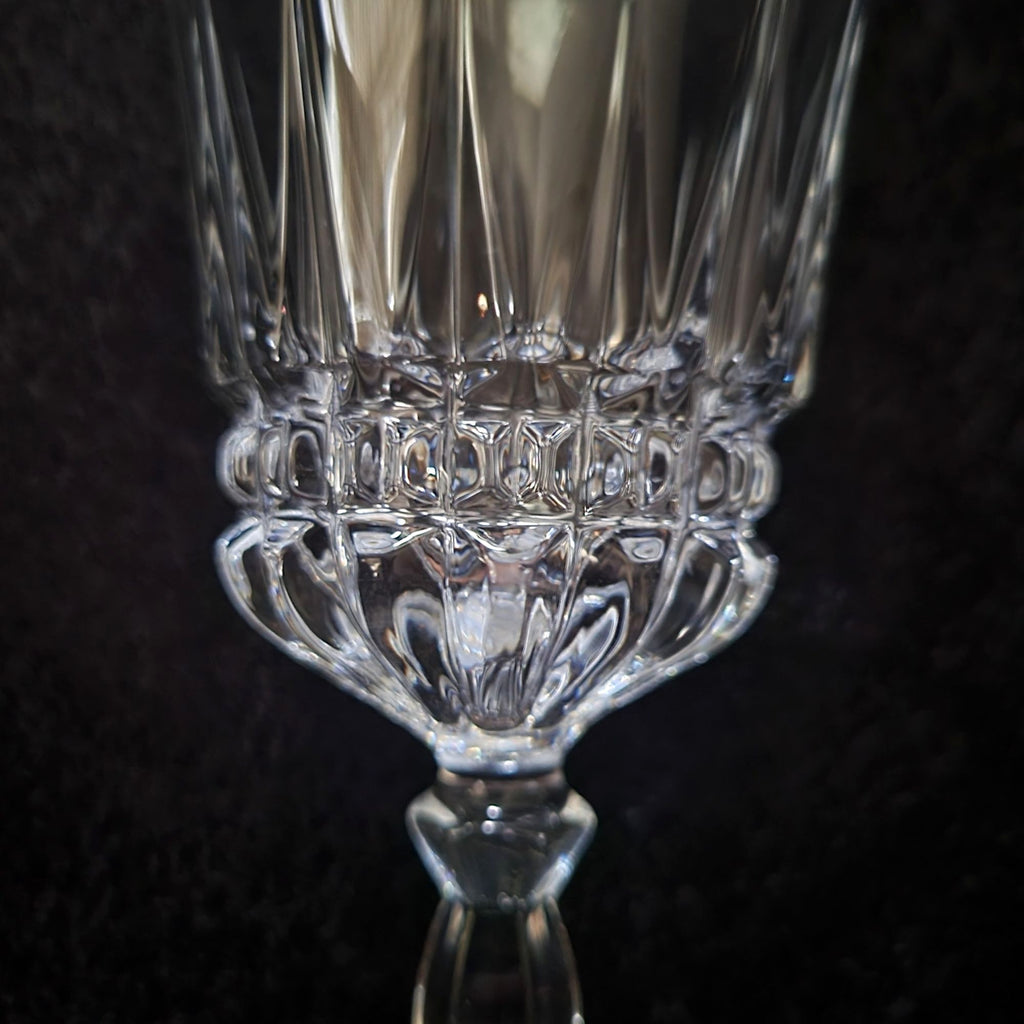Discontinued Cristal DArques Villeneuve Wine Glass 6.75" Tall 5 oz Vintage Bar