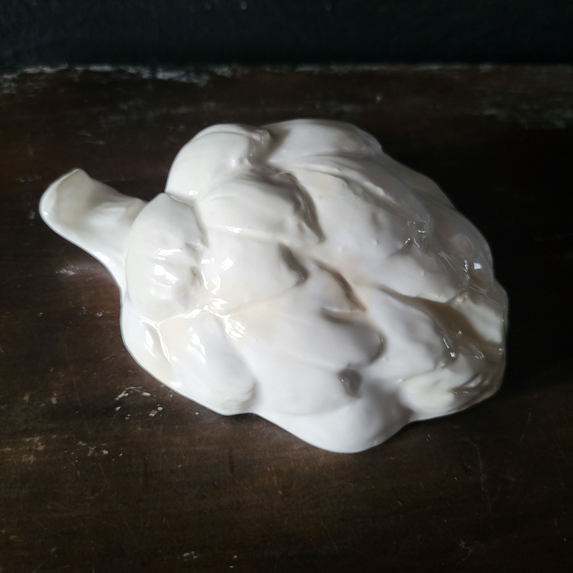 Vtg Ceramic Artichoke Figurine Decorative Home Accent White Crazing and Staining