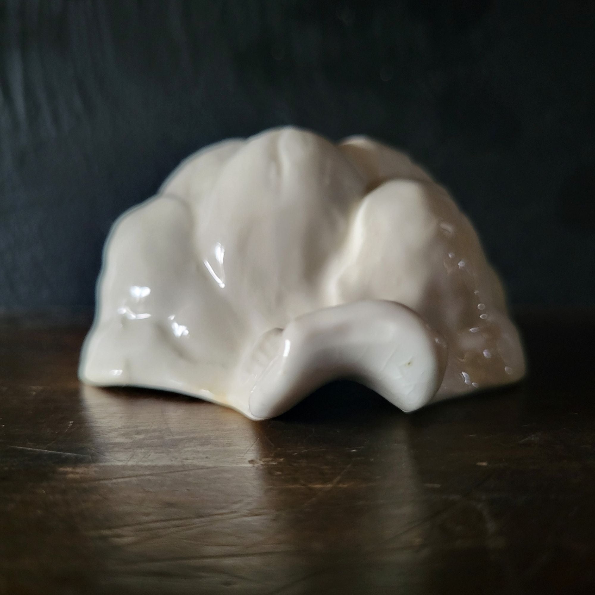 Vtg Ceramic Artichoke Figurine Decorative Home Accent White Crazing and Staining