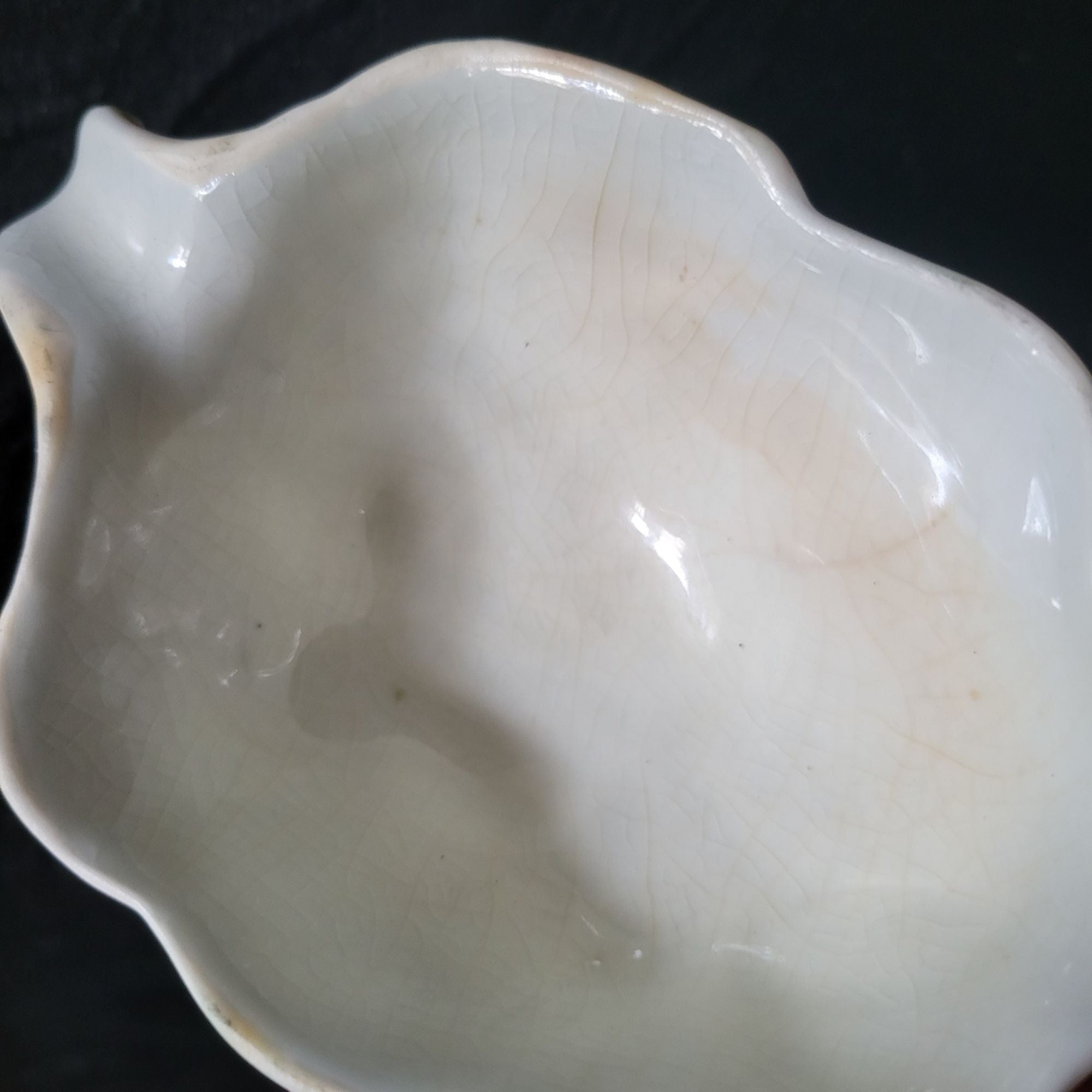 Vtg Ceramic Artichoke Figurine Decorative Home Accent White Crazing and Staining