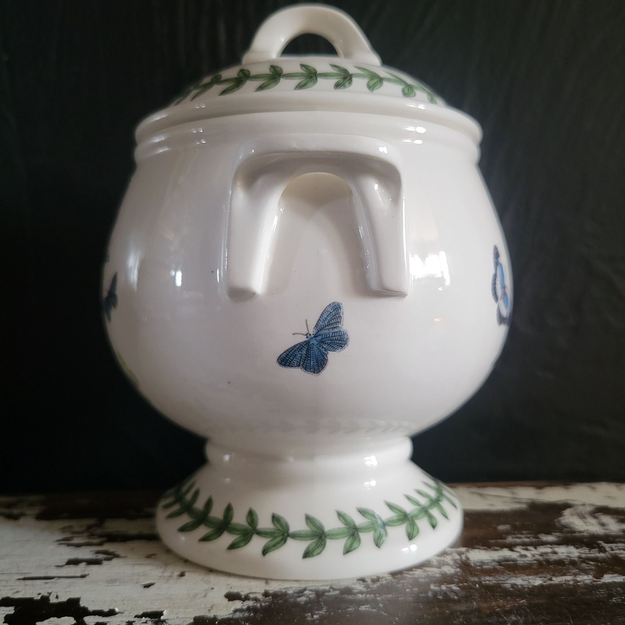 Portmeirion Botanic Garden Mini Soup Tureen With African Lily Design