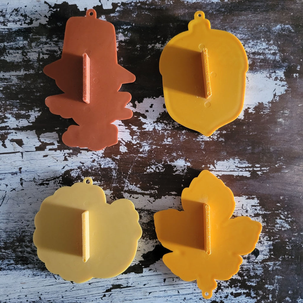 Hallmark 1975 Fall Thanksgiving Cookie Cutters - Turkey Pilgrim Bird Acorn Leaf