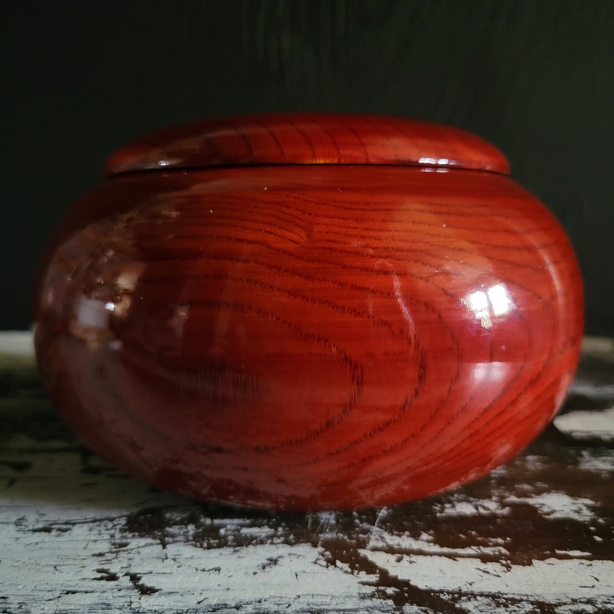 Vintage Rosewood Box With Mother Of Pearl Dragon Inlay Round Wood Box