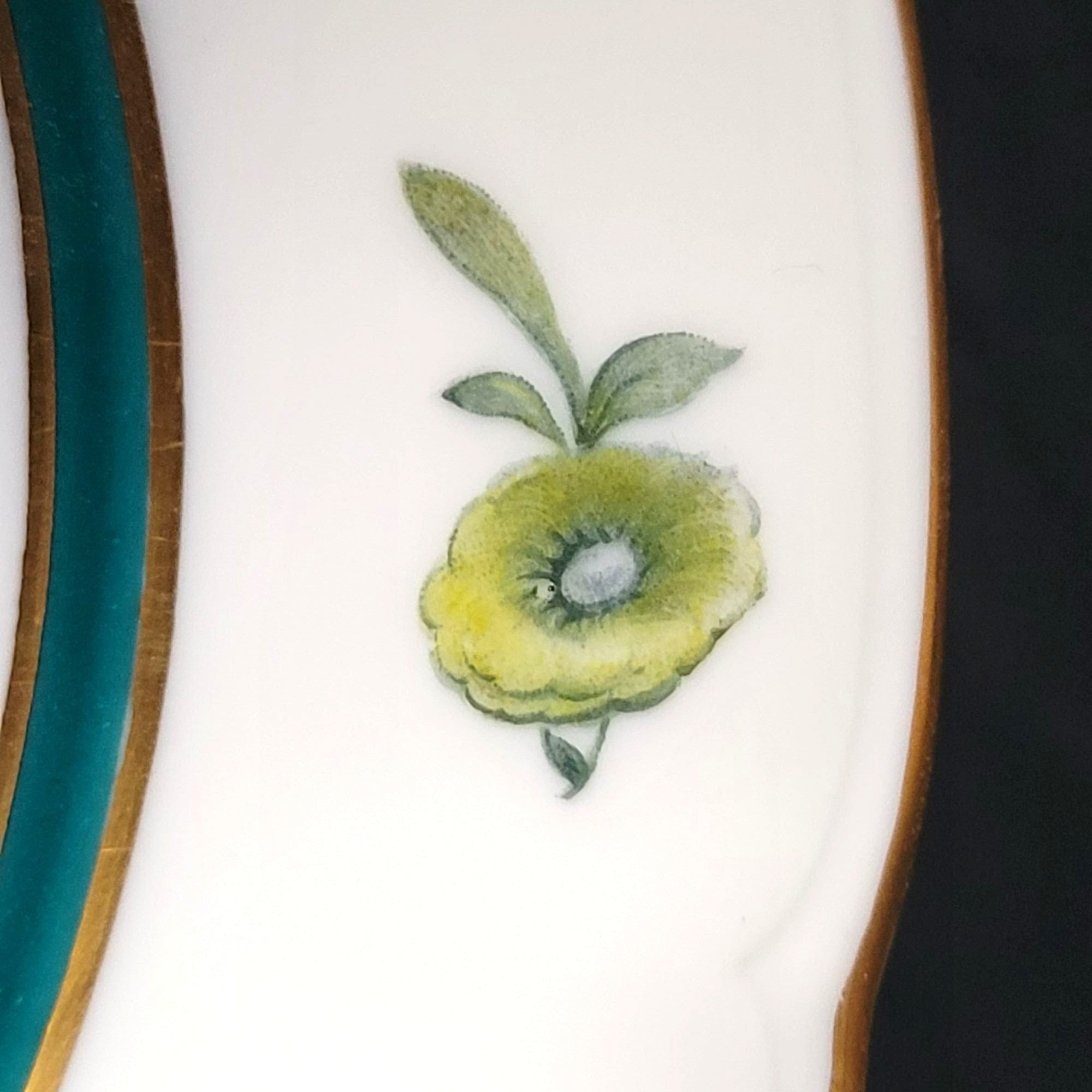 Vtg Royal Bayreuth Teal Tulip Fruit /Dessert/ Sauce Bowl Floral Design Gold Trim