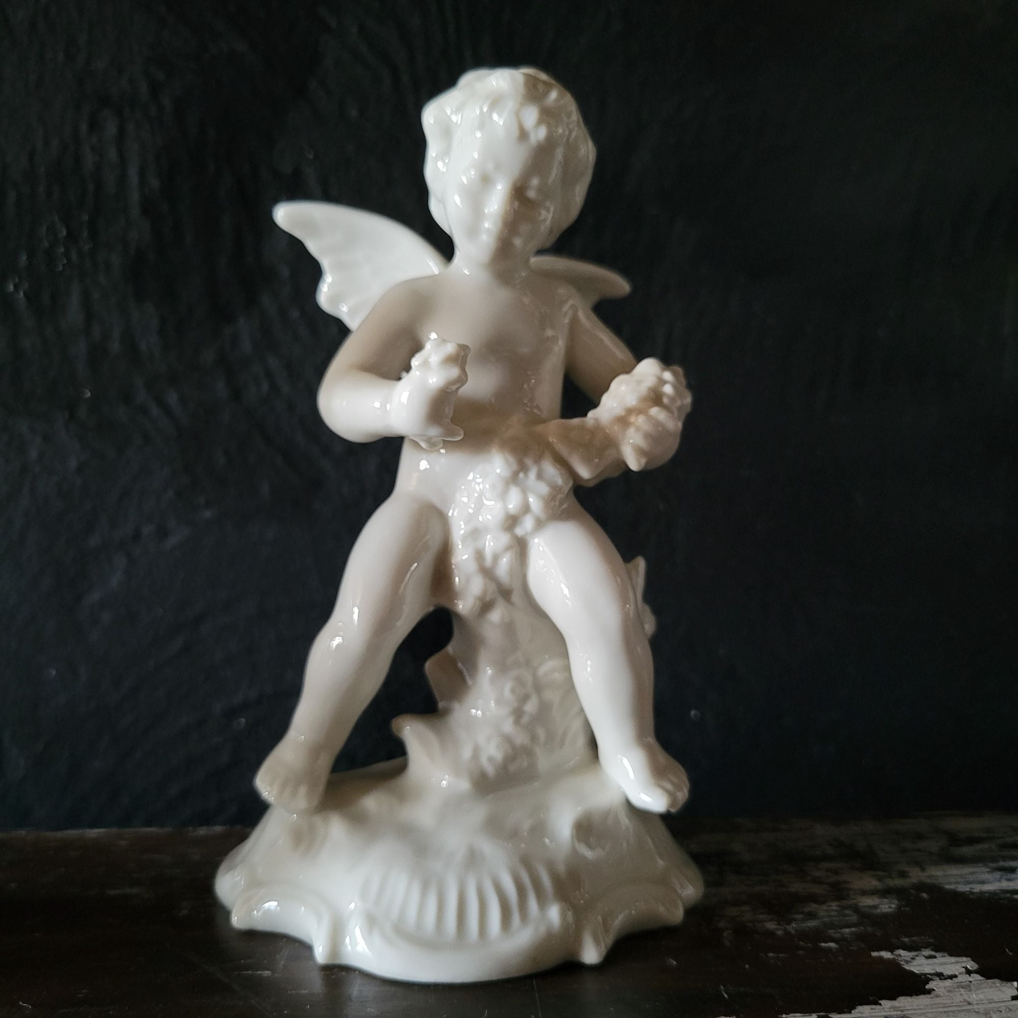 Pair Of Vintage Karl-Heinz Klette Dresden Porcelain Cherub Figurines "Spring"